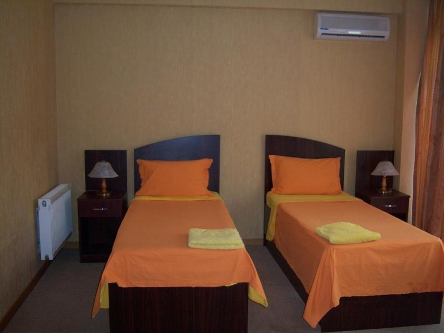 Gallery Hotel Baku Exterior photo
