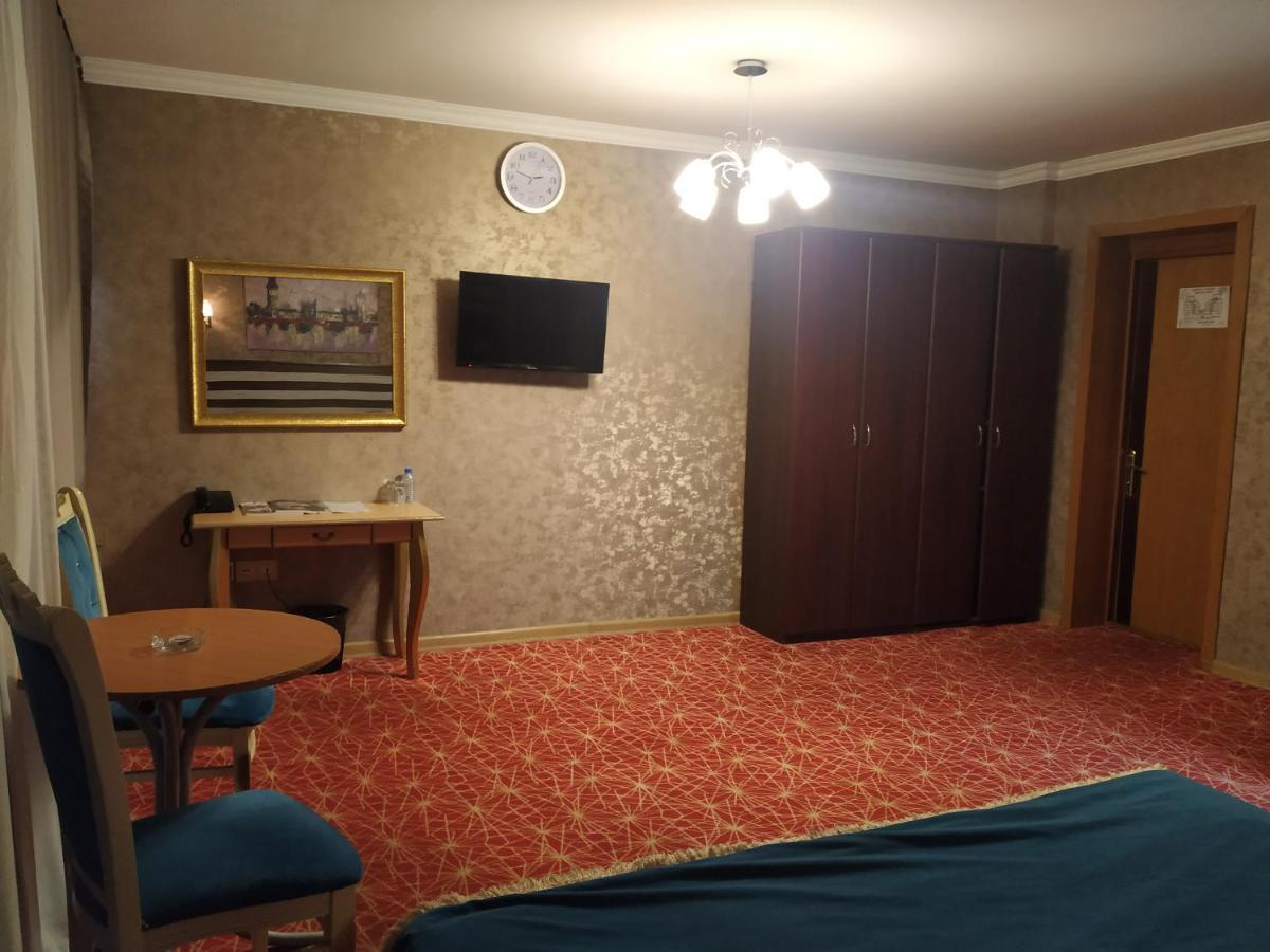 Gallery Hotel Baku Exterior photo