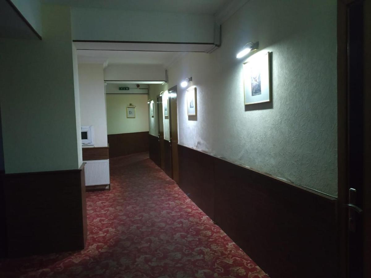 Gallery Hotel Baku Exterior photo