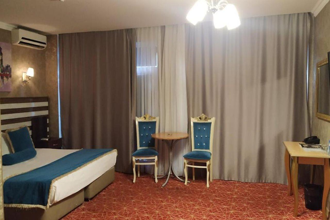 Gallery Hotel Baku Exterior photo