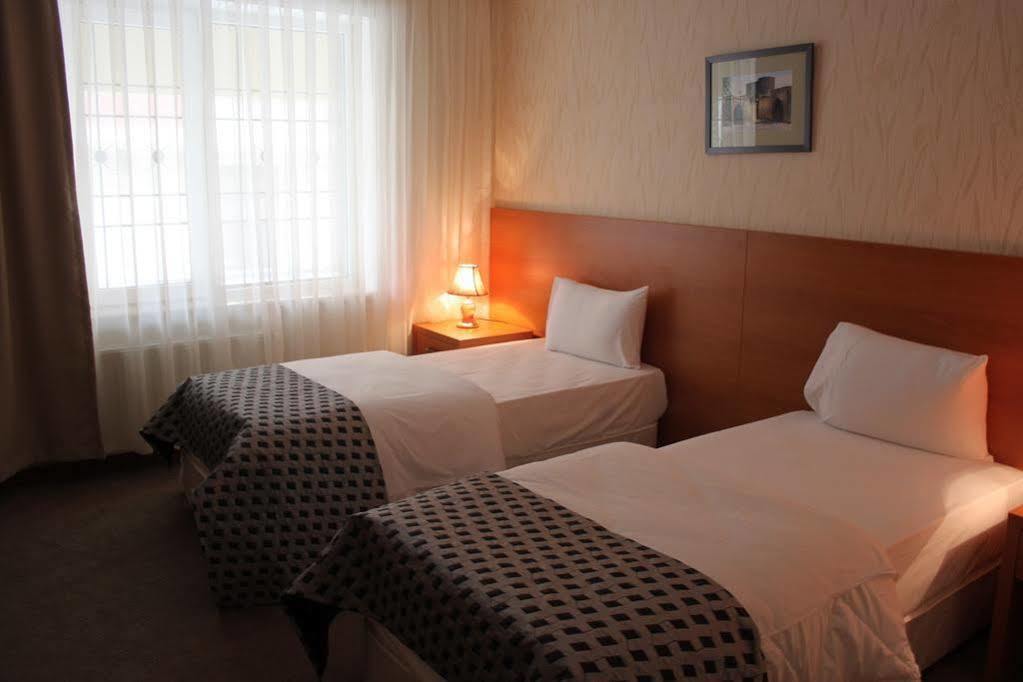 Gallery Hotel Baku Exterior photo